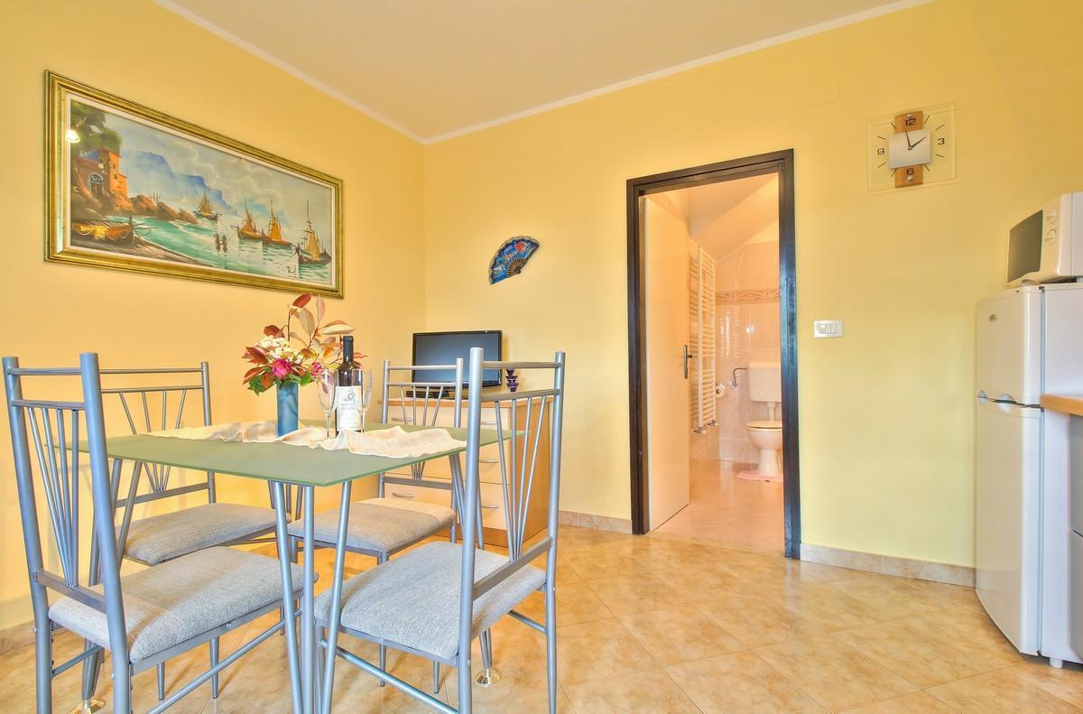 Lorena Apartments Umag Ngoại thất bức ảnh