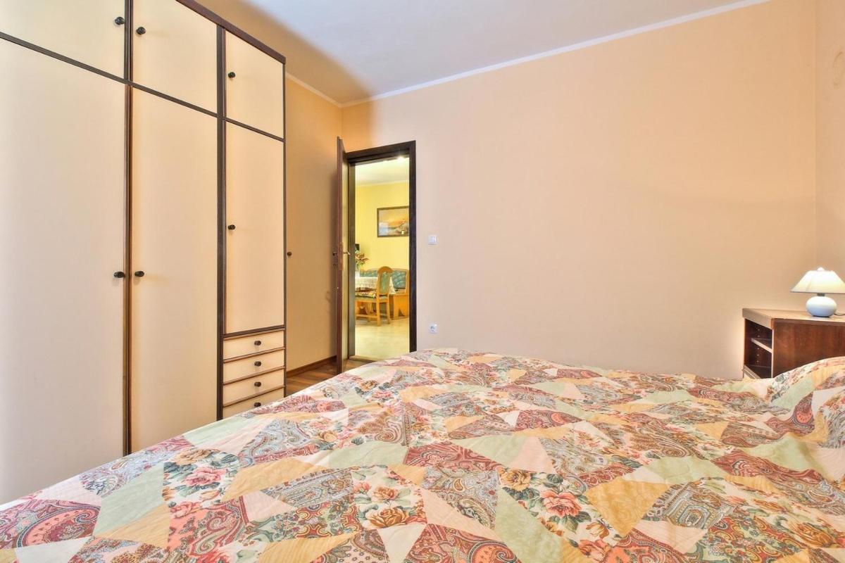 Lorena Apartments Umag Ngoại thất bức ảnh