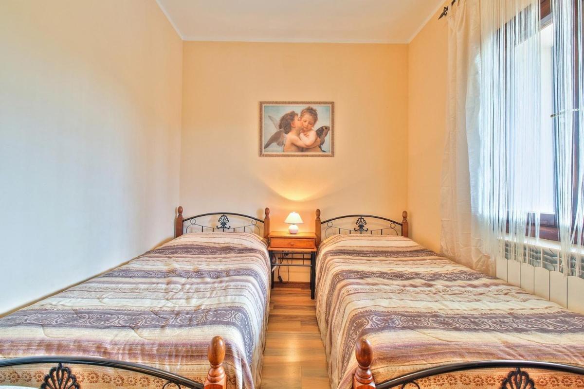 Lorena Apartments Umag Ngoại thất bức ảnh